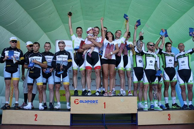 Przejechali połowę równika - zdjęcia/film