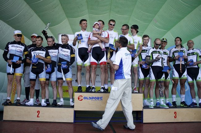 Przejechali połowę równika - zdjęcia/film