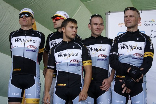 Przejechali połowę równika - zdjęcia/film