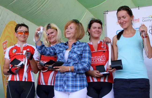 Przejechali połowę równika - zdjęcia/film