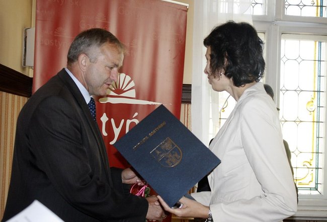 Nauczyciele odebrali awanse - zdjęcia