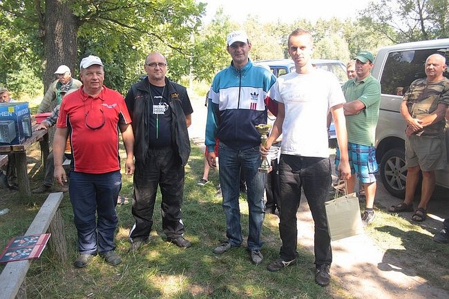 Trudna walka o duże ryby - zdjęcia