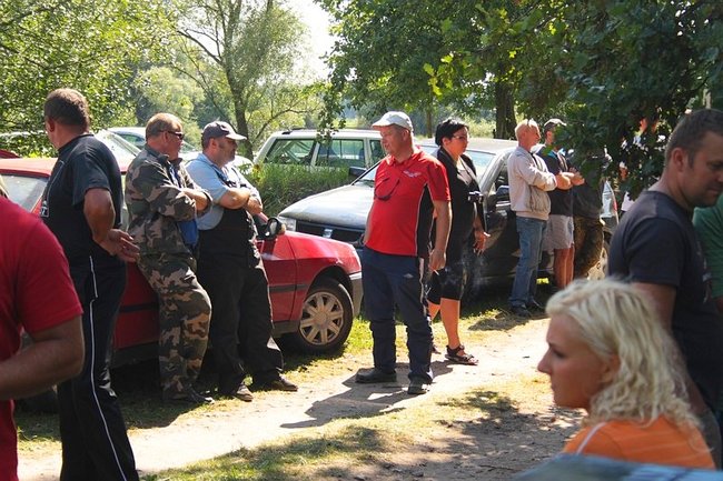 Trudna walka o duże ryby - zdjęcia