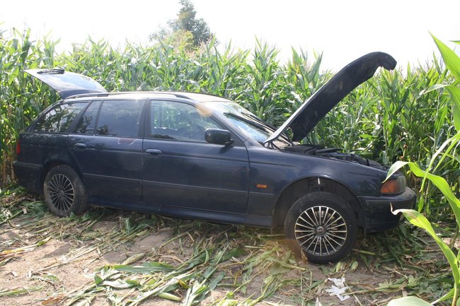 Troje rannych w wypadku - zdjęcia