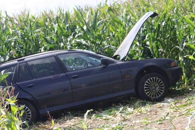 Troje rannych w wypadku - zdjęcia