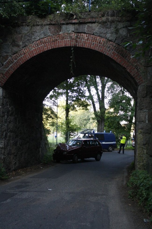 Po pijanemu w wiadukt - zdjęcia