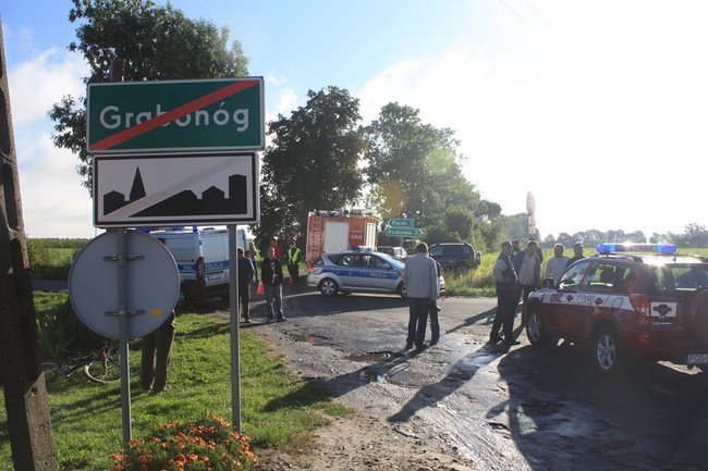 Zderzyły się dwie osobówki - zdjęcia