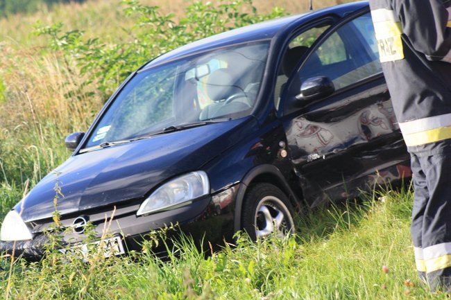 Zderzyły się dwie osobówki - zdjęcia
