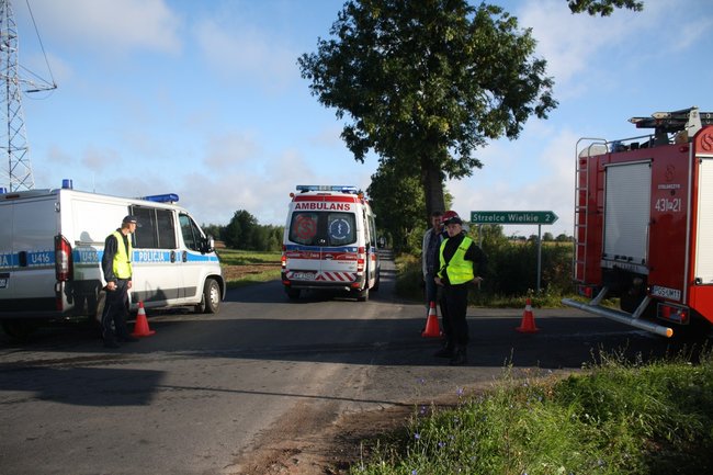 Zderzyły się dwie osobówki - zdjęcia