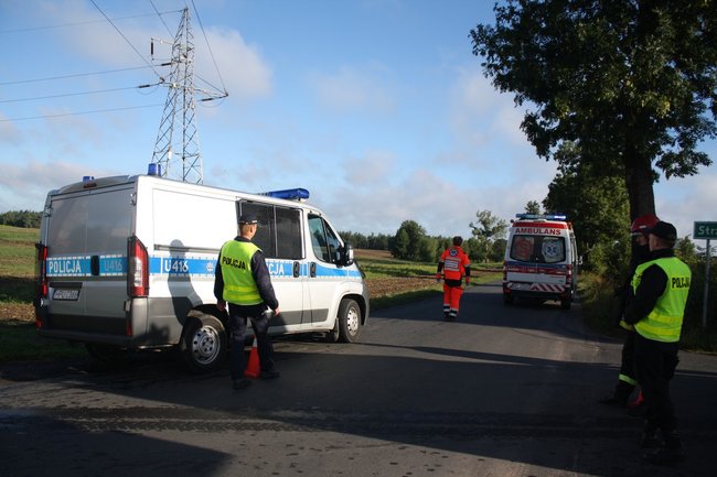 Zderzyły się dwie osobówki - zdjęcia