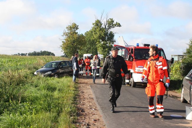 Zderzyły się dwie osobówki - zdjęcia