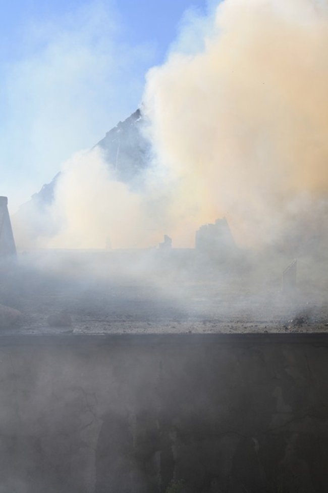 Niebezpieczny pożar w środku lasu - zdjęcia