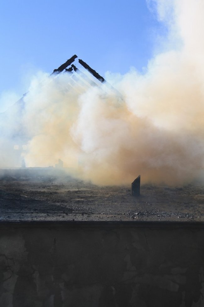 Niebezpieczny pożar w środku lasu - zdjęcia