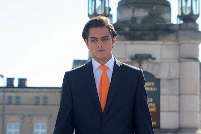 Modelowa impreza na rynku - zdjęcia