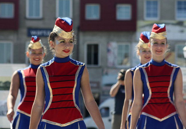 Modelowa impreza na rynku - zdjęcia