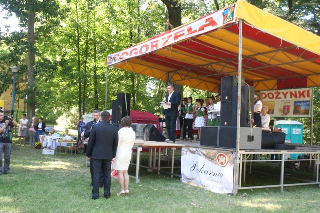 Dożynki z chlebem i białą kiełbasą - zdjęcia