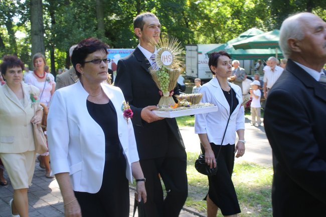 Dożynki z chlebem i białą kiełbasą - zdjęcia