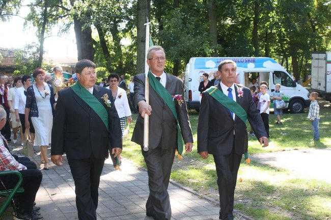 Dożynki z chlebem i białą kiełbasą - zdjęcia