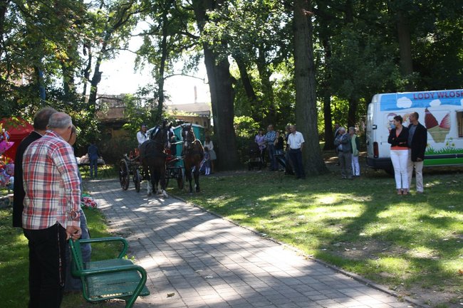 Dożynki z chlebem i białą kiełbasą - zdjęcia