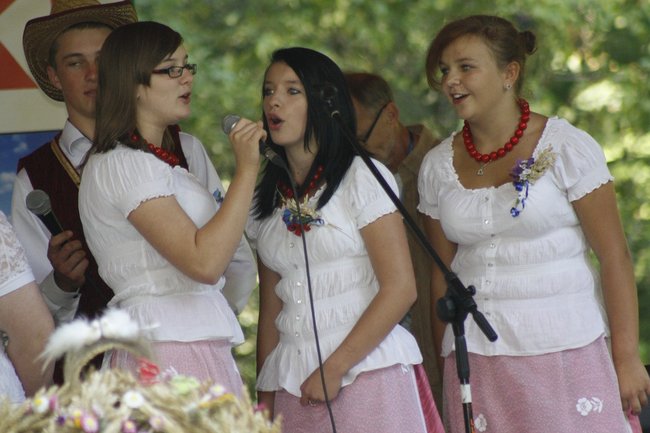 Dożynki z chlebem i białą kiełbasą - zdjęcia