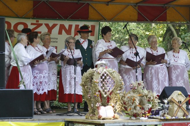 Dożynki z chlebem i białą kiełbasą - zdjęcia