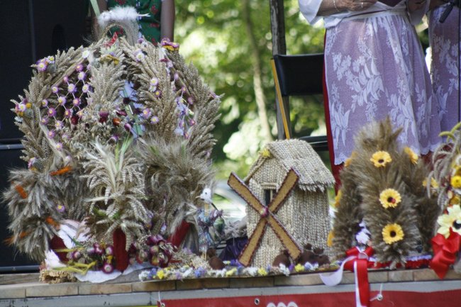 Dożynki z chlebem i białą kiełbasą - zdjęcia