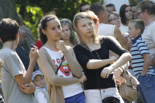 Dożynki z chlebem i białą kiełbasą - zdjęcia