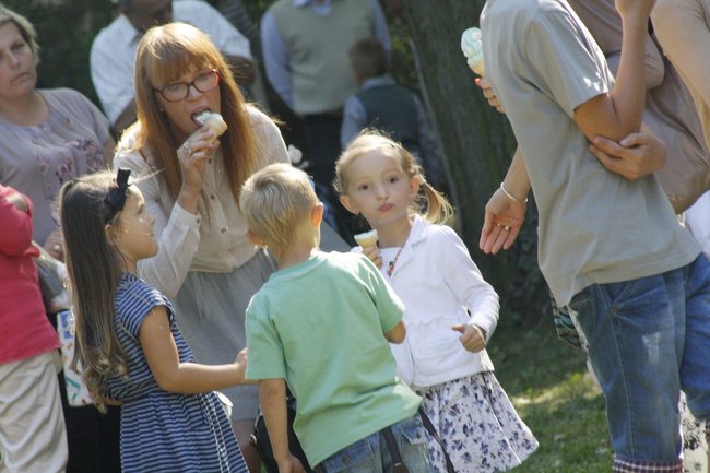 Dożynki z chlebem i białą kiełbasą - zdjęcia
