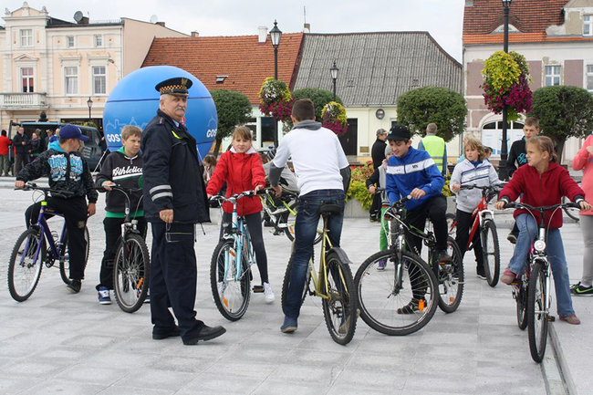 Bruk kontra szpilki - zdjęcia