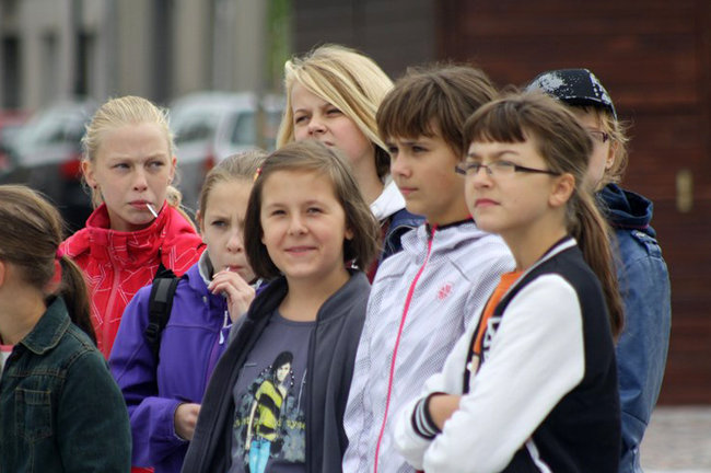 Bruk kontra szpilki - zdjęcia