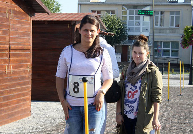 Bruk kontra szpilki - zdjęcia