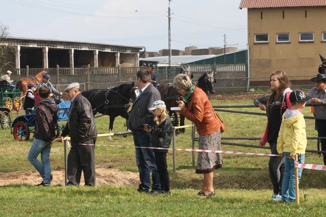 Podtrzymując wiekową tradycję - zdjęcia