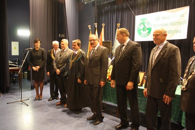 Rocznica w cieniu obaw - zdjęcia