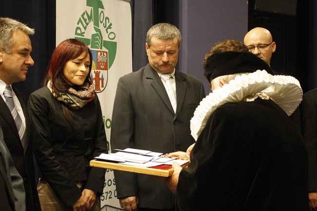 Rocznica w cieniu obaw - zdjęcia