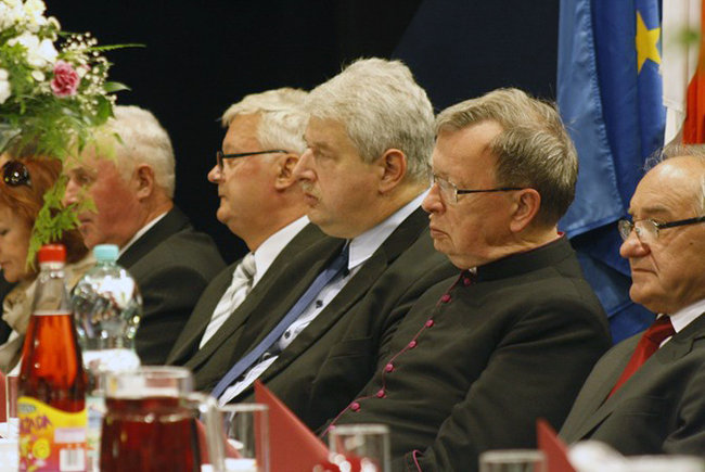 Rocznica w cieniu obaw - zdjęcia