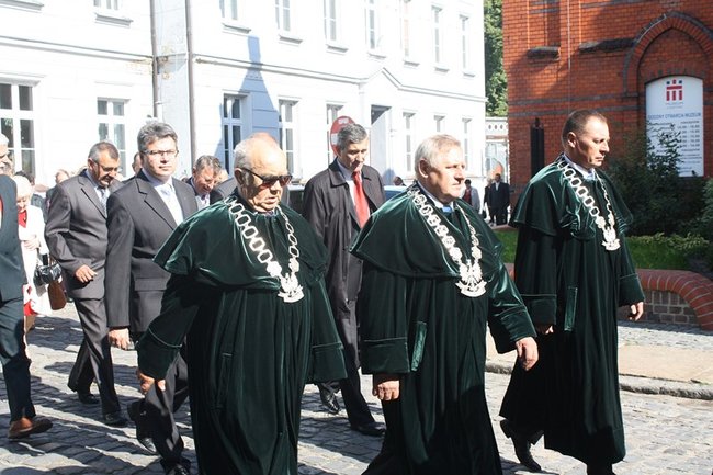 Rocznica w cieniu obaw - zdjęcia