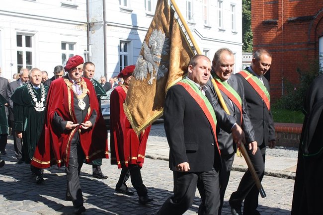 Rocznica w cieniu obaw - zdjęcia