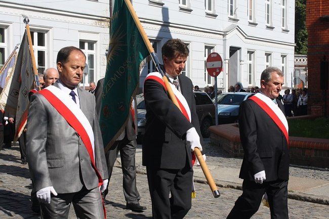 Rocznica w cieniu obaw - zdjęcia