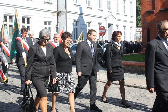 Rocznica w cieniu obaw - zdjęcia