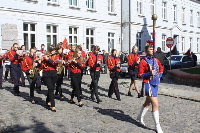 Rocznica w cieniu obaw - zdjęcia