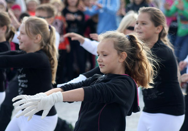 Cieszą się z nadejścia jesieni - zdjęcia