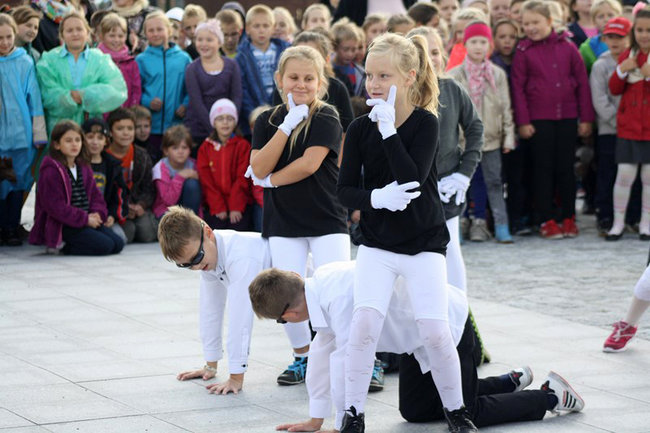 Cieszą się z nadejścia jesieni - zdjęcia
