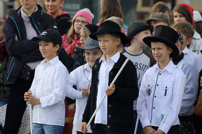 Cieszą się z nadejścia jesieni - zdjęcia