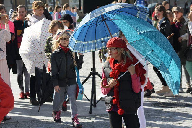 Cieszą się z nadejścia jesieni - zdjęcia