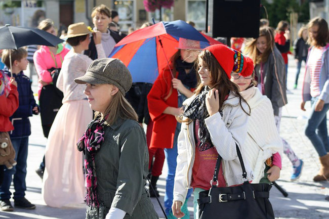 Cieszą się z nadejścia jesieni - zdjęcia