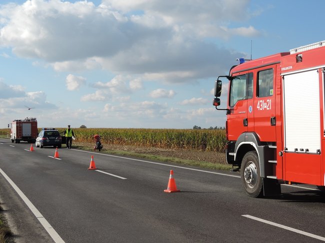 TIR zahaczył motorowerzystę - zdjęcia