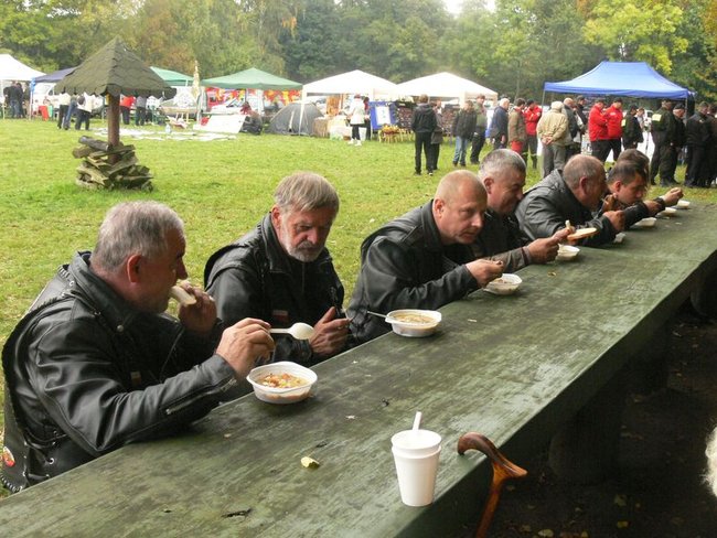 Tłumy na starcie - zdjęcia