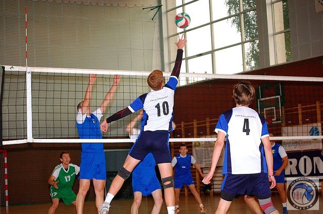 Siatkarze prą do przodu - zdjęcia