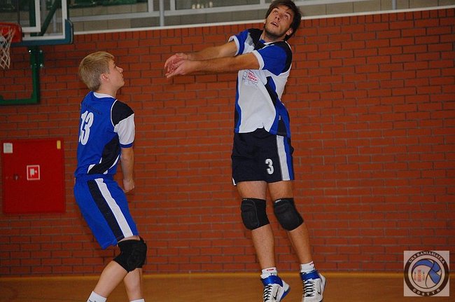 Siatkarze prą do przodu - zdjęcia