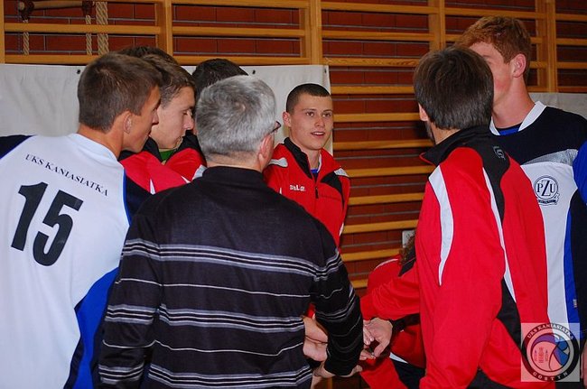 Siatkarze prą do przodu - zdjęcia